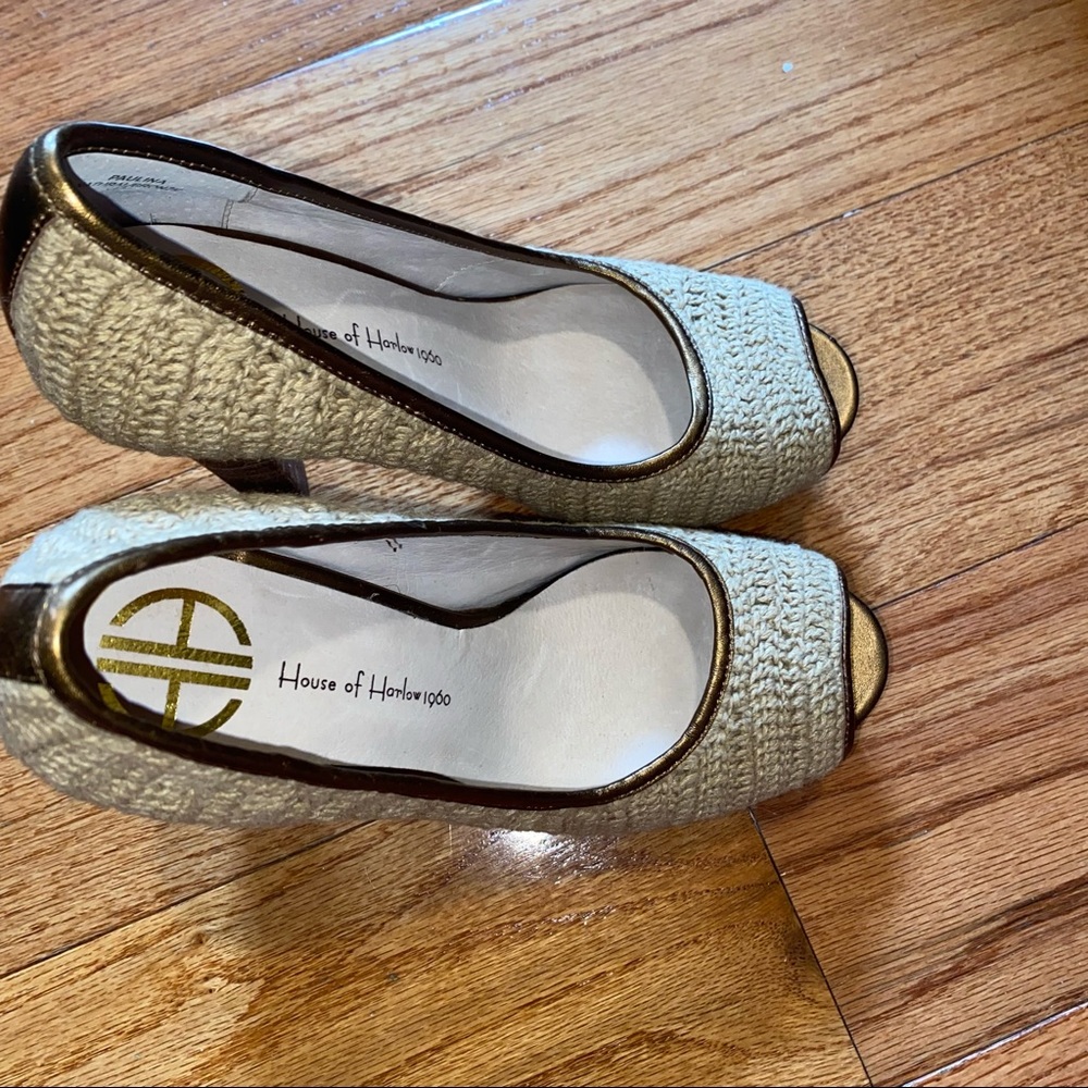 HOUSE OF HARLOW 1960 PAULINA CROCHET NATURAL/BRONZE PEEP-TOE PUMPS SIZE 6.5 - Picture 6 of 8